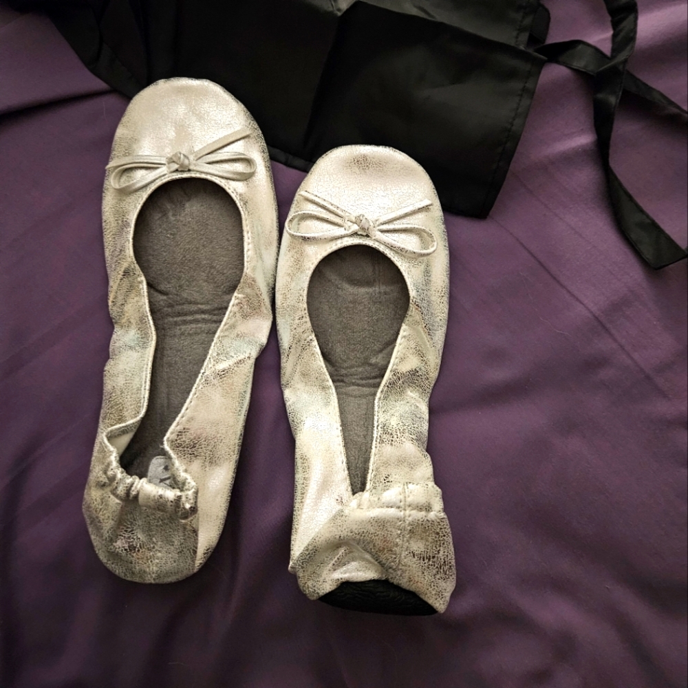Foldable flats - metallic silver